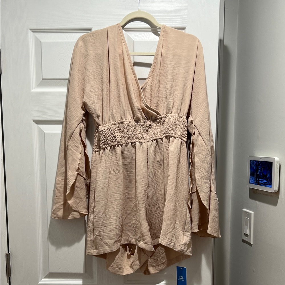 Cupshe Beige Long Sleeve Romper